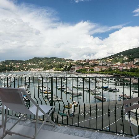 Al Molo Sea View Rooms Lerici Kültér fotó