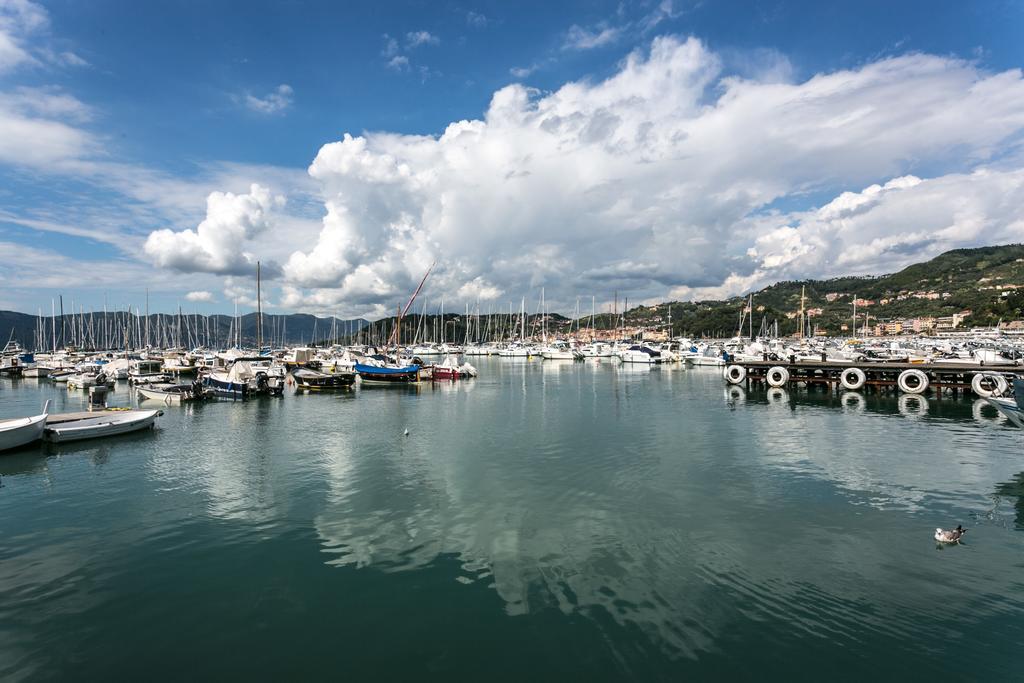 Al Molo Sea View Rooms Lerici Kültér fotó