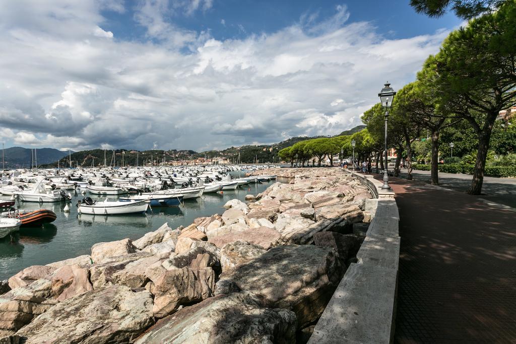Al Molo Sea View Rooms Lerici Kültér fotó