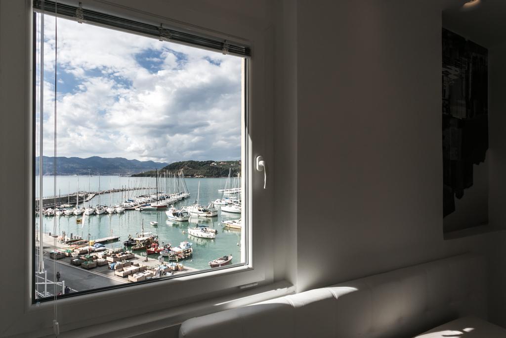 Al Molo Sea View Rooms Lerici Kültér fotó