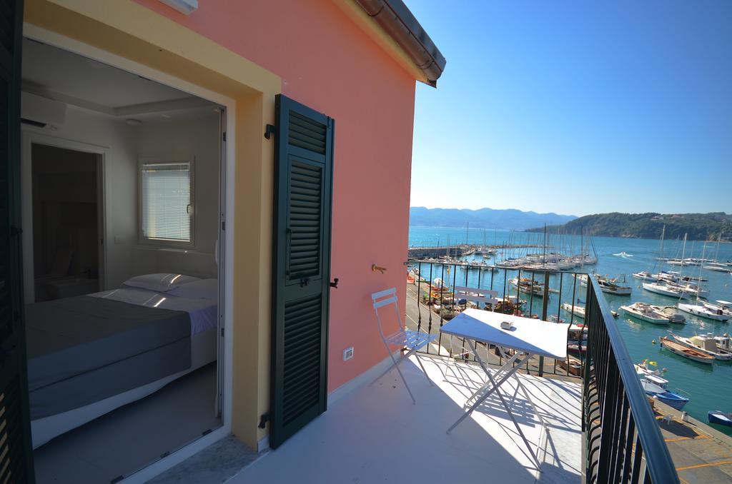 Al Molo Sea View Rooms Lerici Kültér fotó