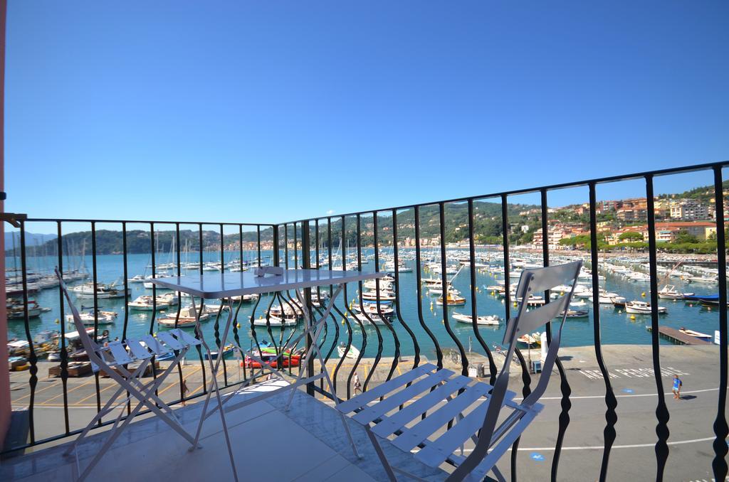 Al Molo Sea View Rooms Lerici Kültér fotó