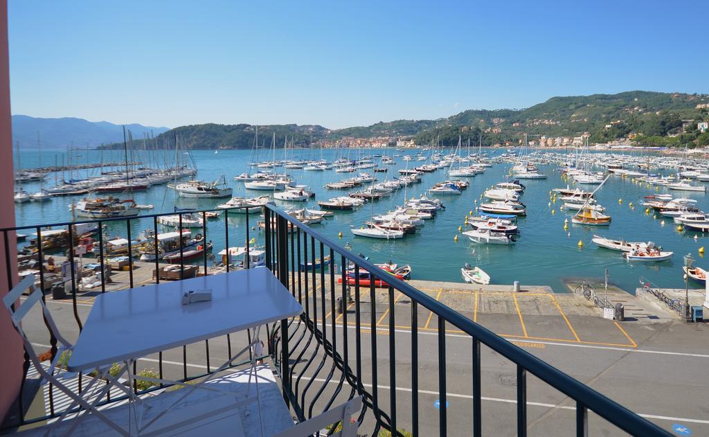 Al Molo Sea View Rooms Lerici Kültér fotó